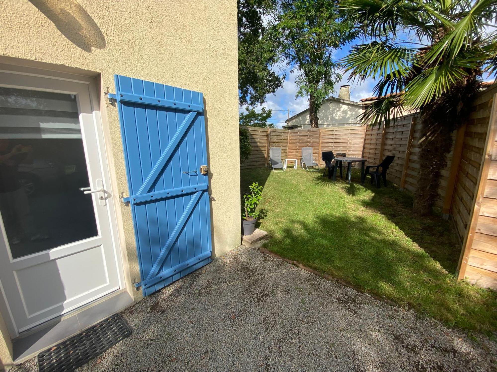 Apartament Le Palmier Saint-Georges-de-Pointindoux Zewnętrze zdjęcie